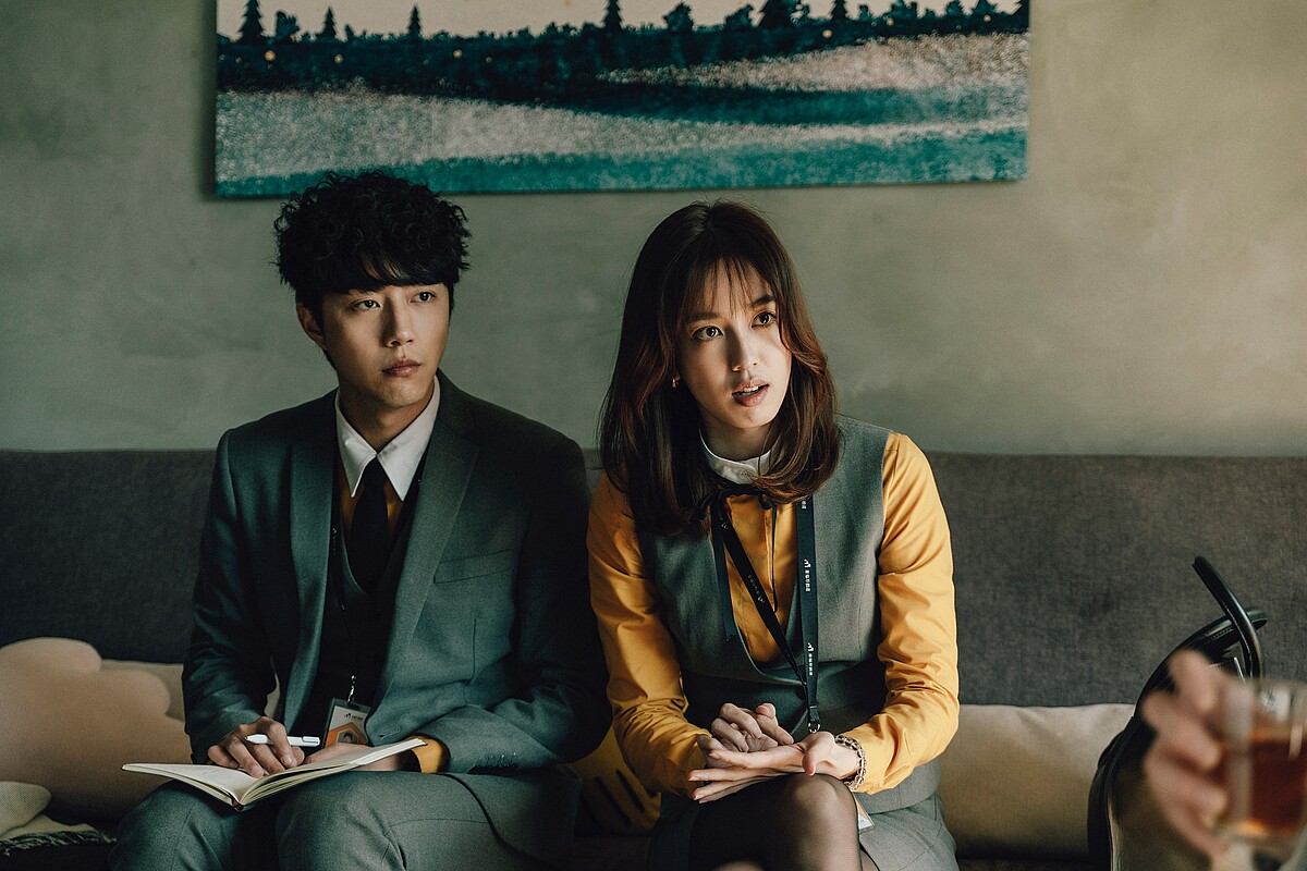 《幸福房屋事件簿》第六集專門處理凶宅的房仲搭檔陳庭妮、蔡凡熙又收到全新任務。