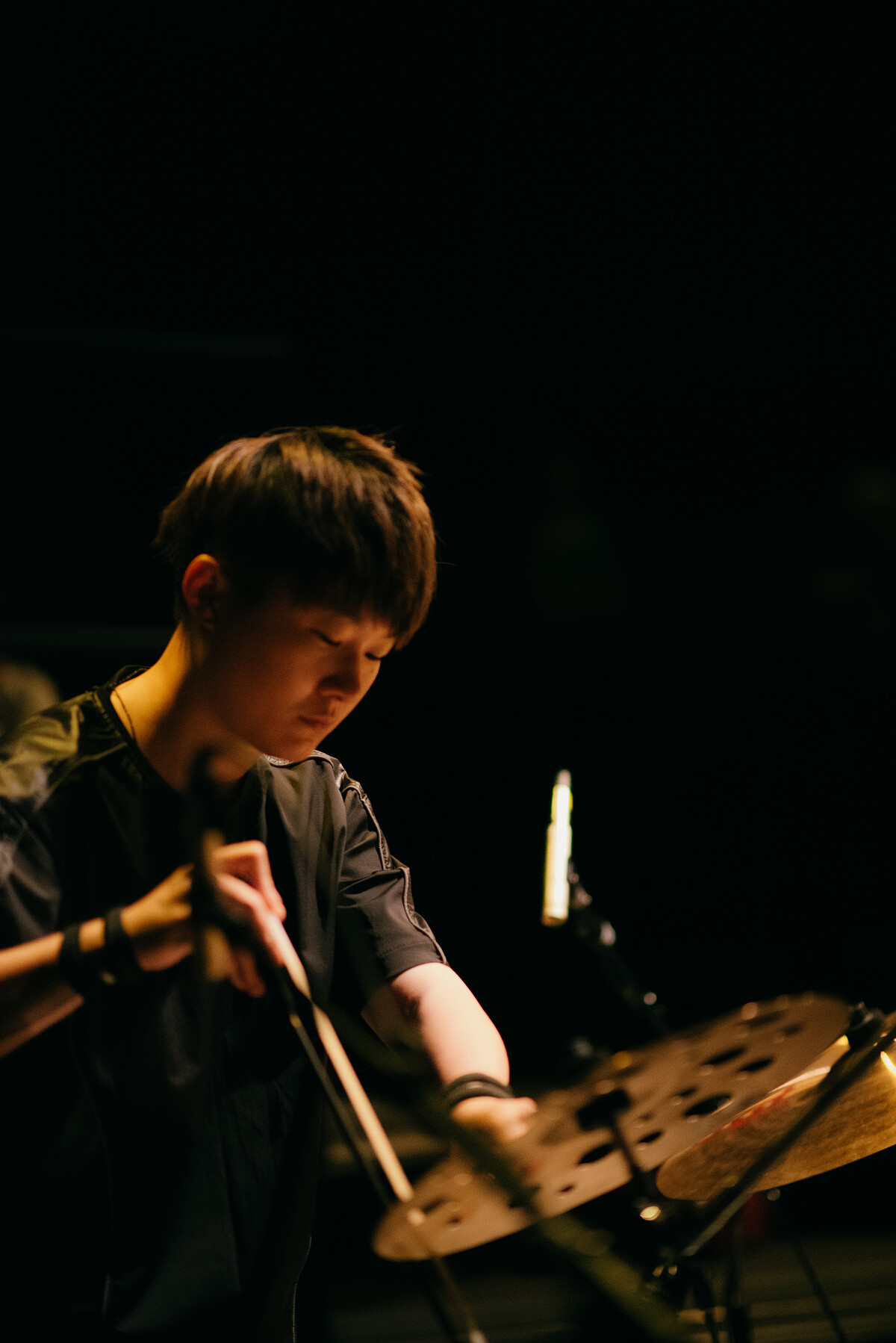 《隙》現場樂手暨聲音設計｜薛詠之