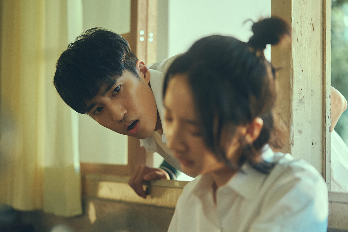 《夏日的檸檬草》李沐（右）與婁峻碩飾演青梅竹馬，全靠好默契