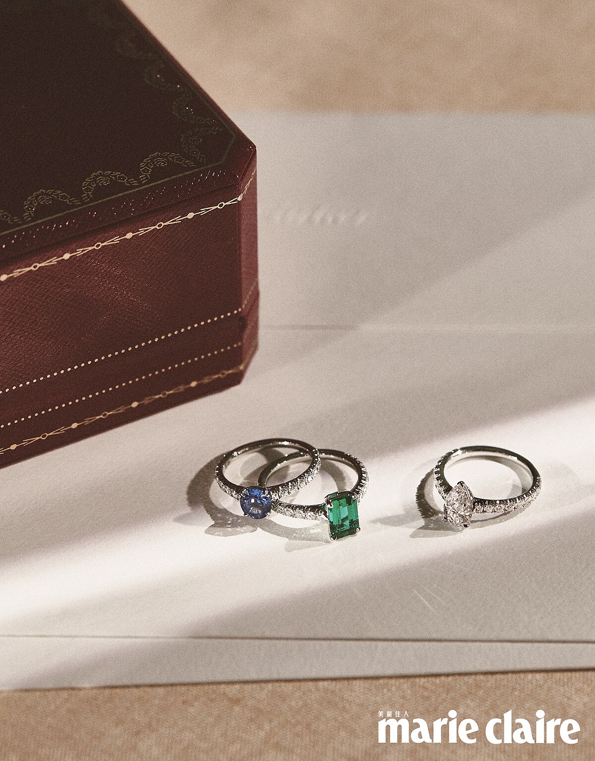 1895系列藍寶石與鑽石戒指、1895系列祖母綠與鑽石戒指、1895系列梨形切割鑽石戒指，all by Cartier。