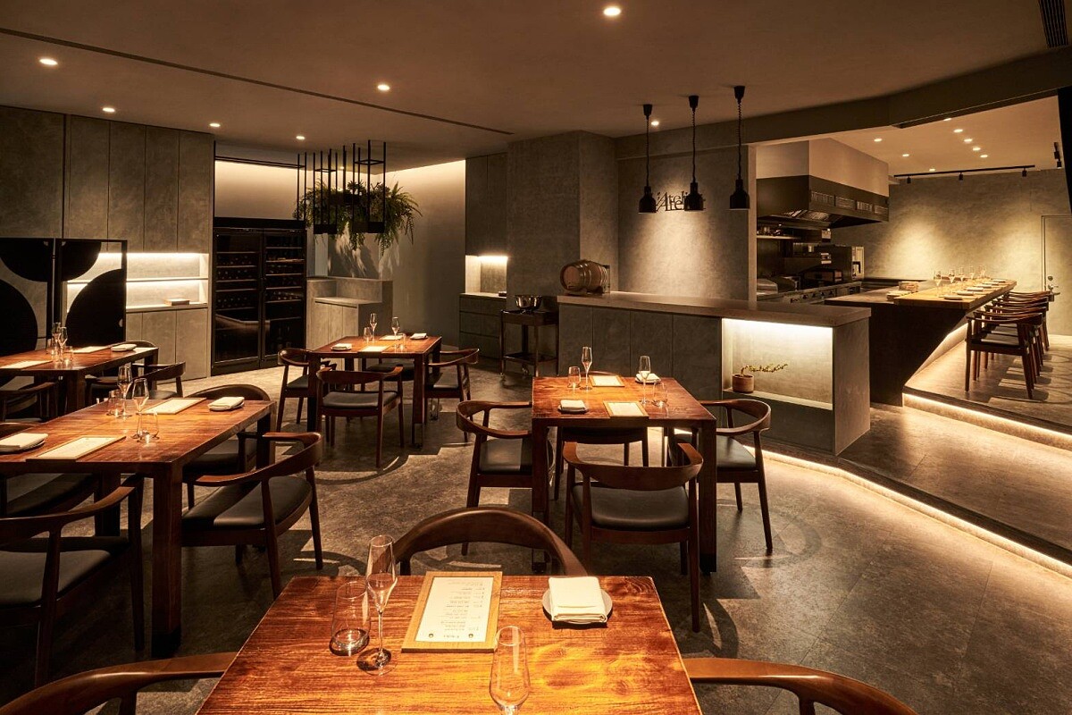 「L'Atelier par Yao」有主廚的工作室之意。