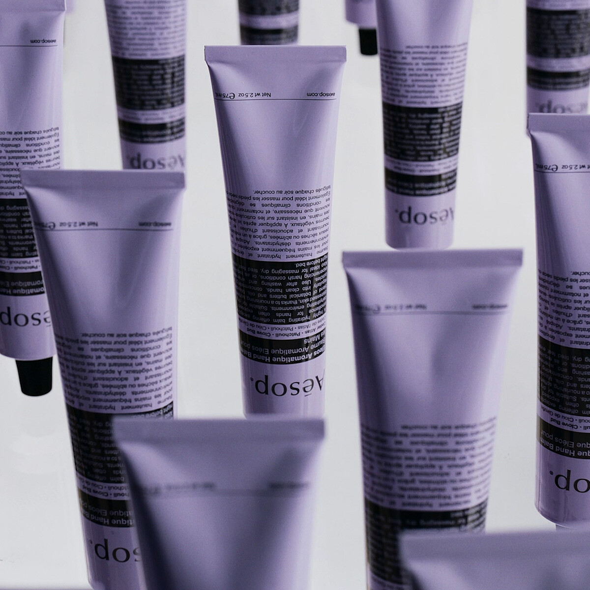 Aesop厄勒俄斯芳香護手霜情境圖。