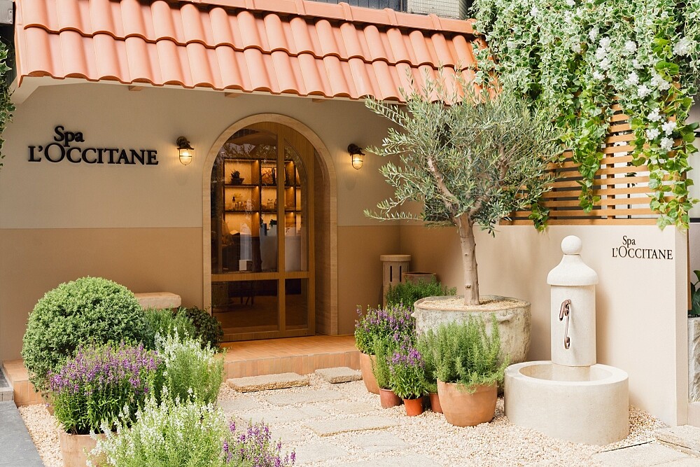 Spa L&rsquo;OCCITANE歐舒丹美妍美體中心中山店入口側面。