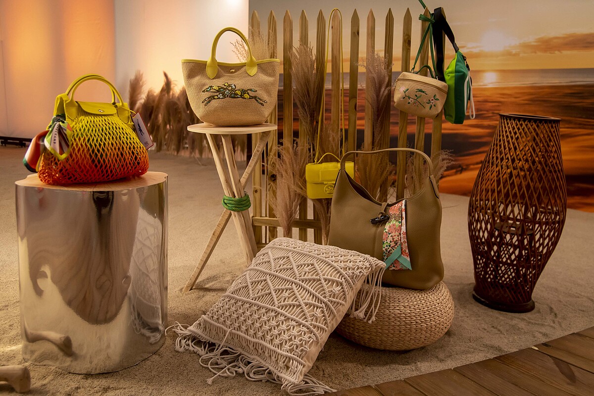 Longchamp新品發布以創新的沉浸式體驗來與消費者溝通。