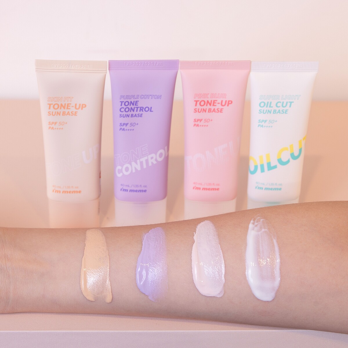 I&rsquo;M MEME 妝前乳系列，(左起)我愛修膚防曬妝前乳+我愛水凝光透妝前防護乳+我愛好氣色妝前防護乳+我愛水凝控油妝前防護乳質地示意。