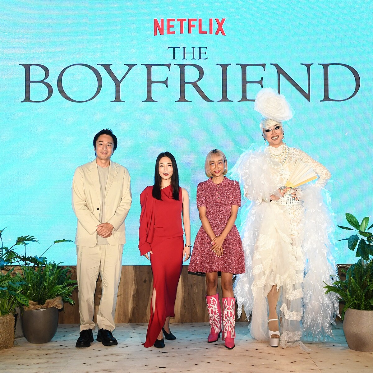 《夏日咖啡男友》主持群