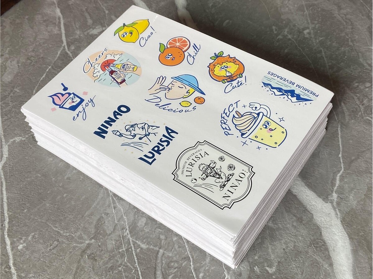 LurisiaX蜷尾家 限量聯名貼紙