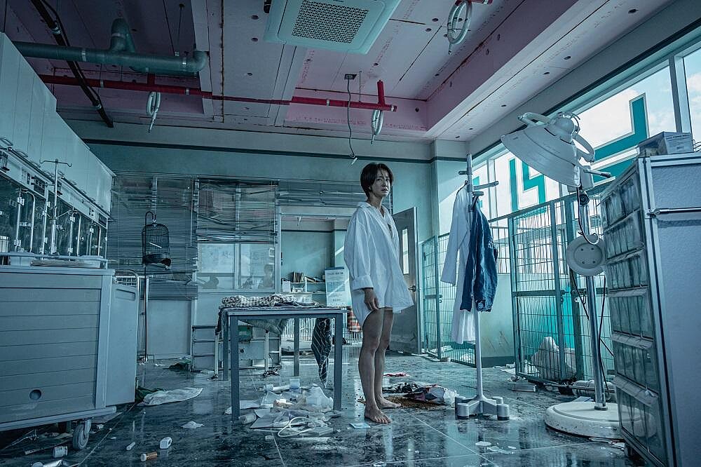 李施昤飾演徐伊景。