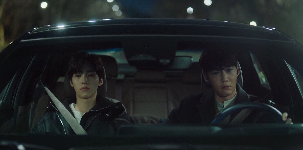 高原(左)面對桂志雄(右)直球對決，確認和李微進的關係