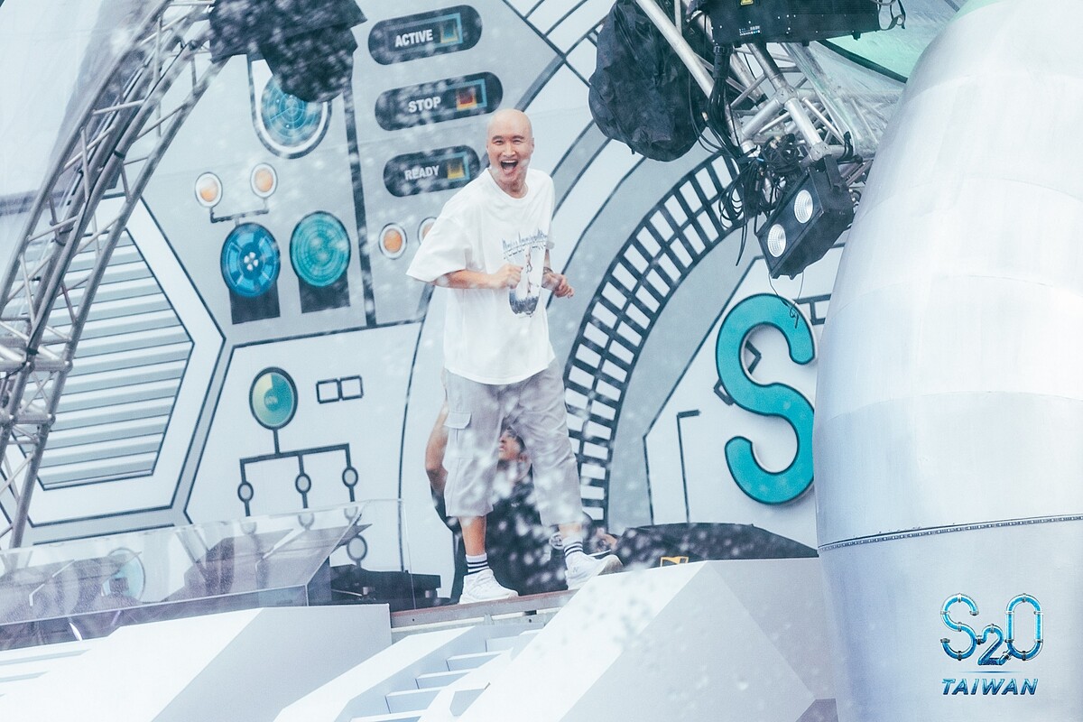 日進大師讓全場又濕又嗨