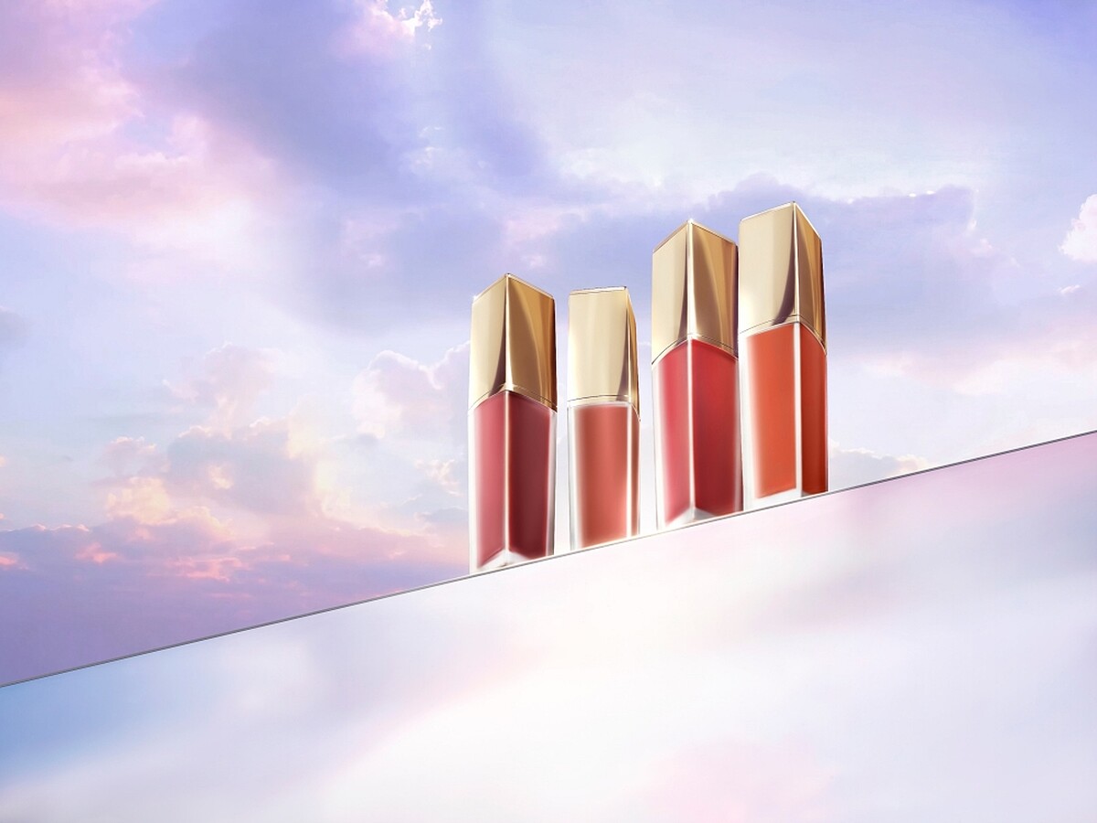 雅詩蘭黛絕美奢潤精華唇萃，魔幻模擬「雲朵質地」，四大絕美必殺斬男色，一抹澎然心動。