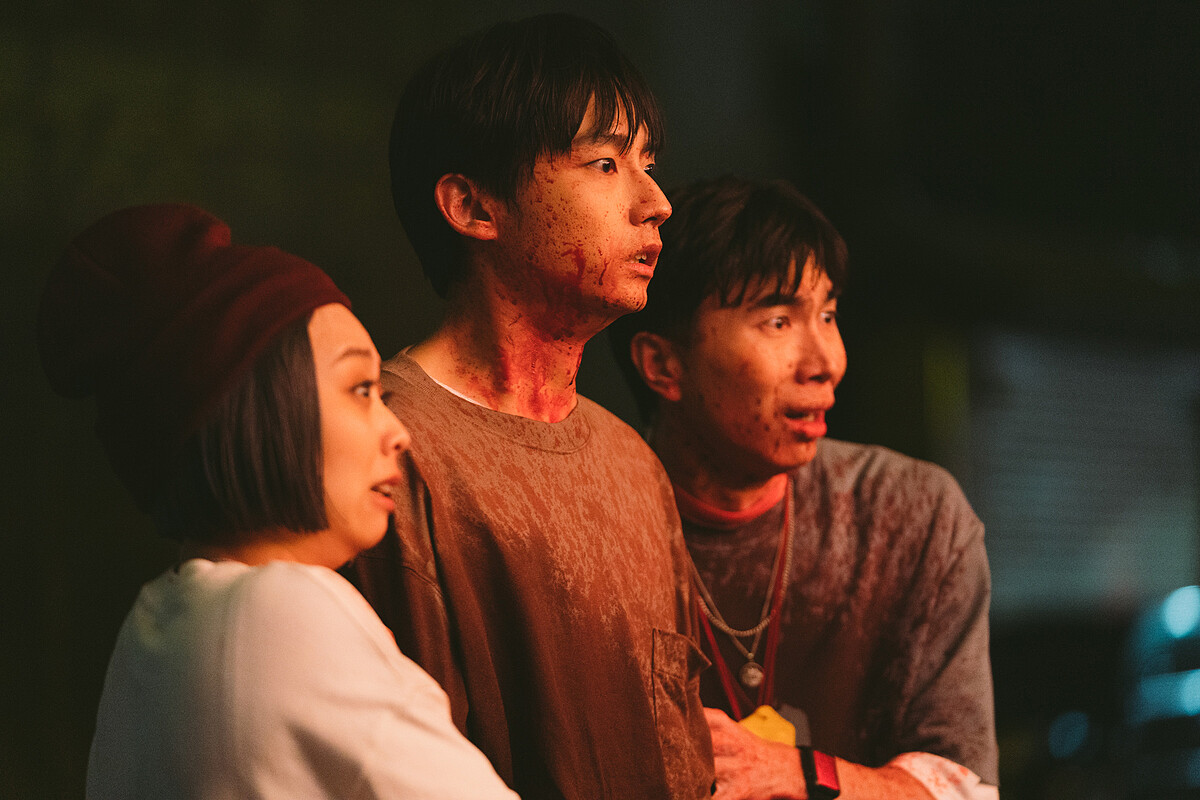 （左起）龍龍、大鶴與昶瑋組成的「超鐵齒」，意外挑起厲鬼爭霸賽，三人見鬼後的驚恐表情，帶來十足喜劇效果