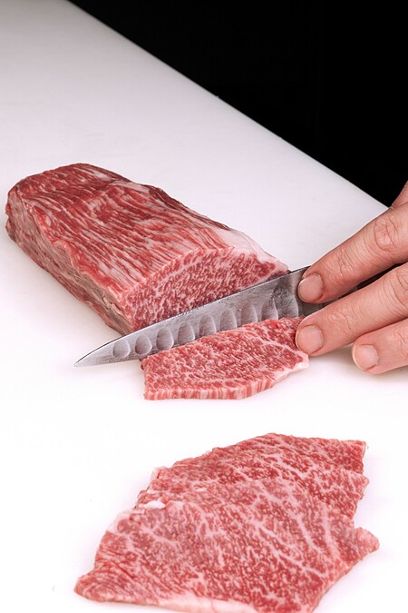 生牛肉料理對餐廳來說是一項嚴苛的挑戰。