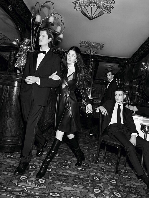 卡蜜拉.莫羅尼(Camila Morrone)擔任主演。