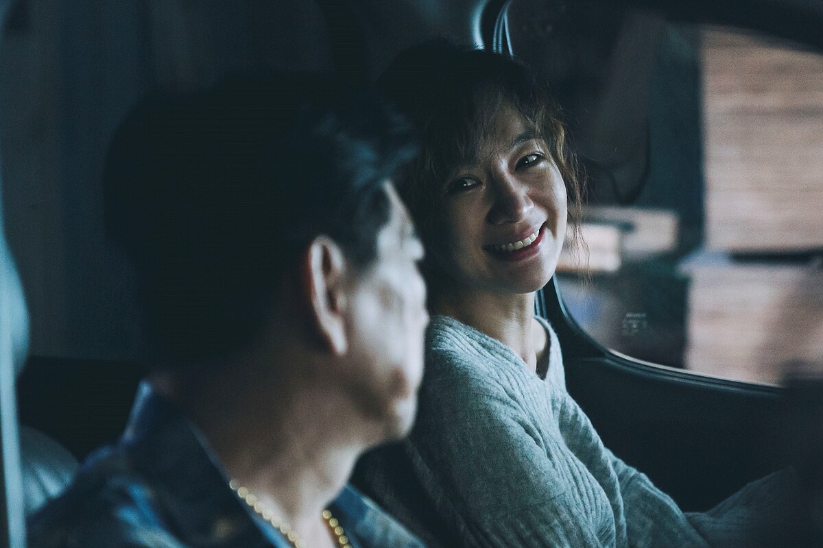 《塑膠花》中陽靚和高捷在車上的淚別場面相當動人。