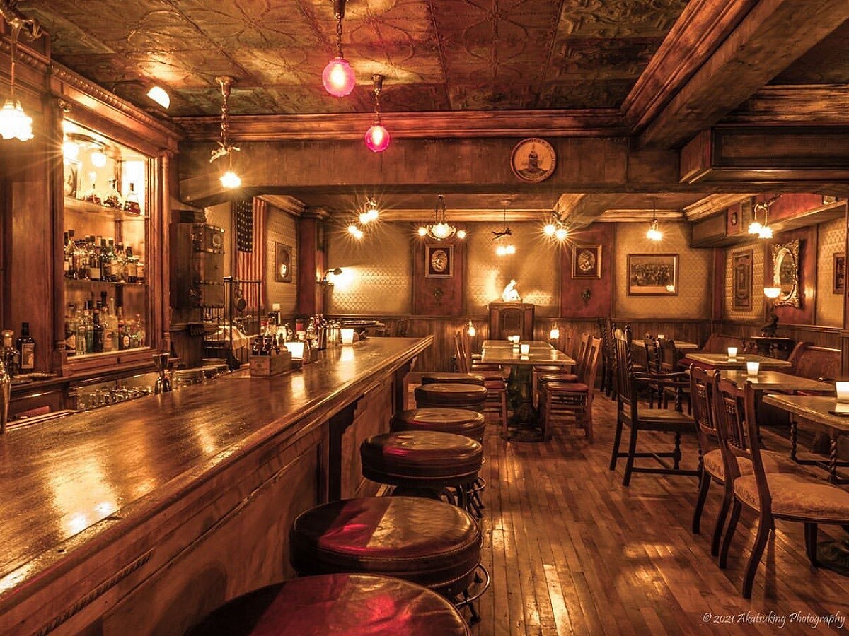 「Bible Club Osaka」空間擁有800～1900年代老式美國風格。