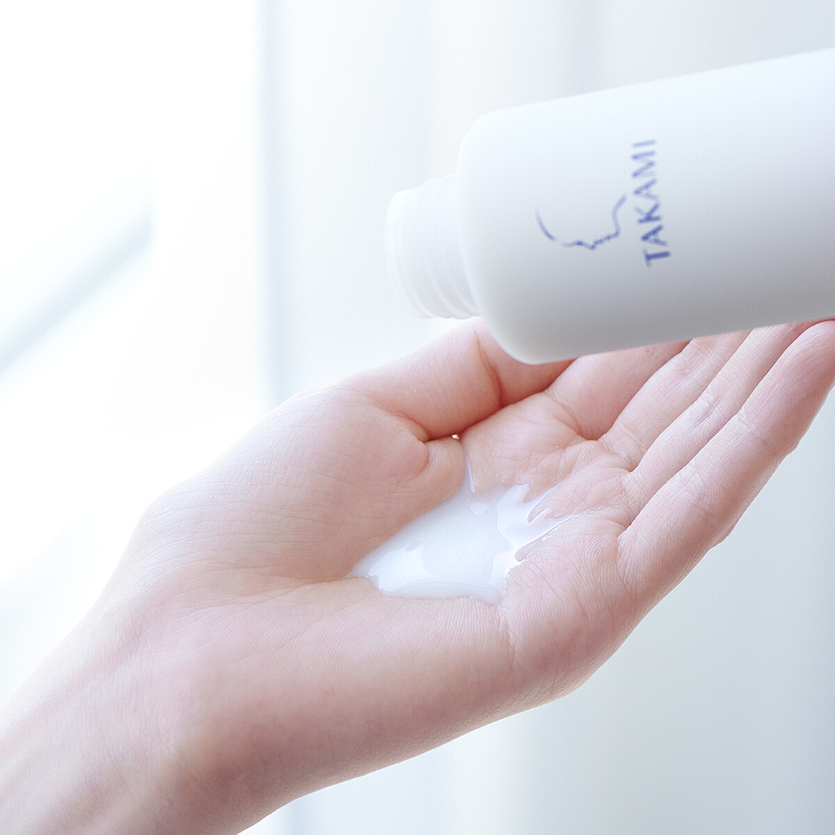 SOURCE: IG@takami.skinpeel