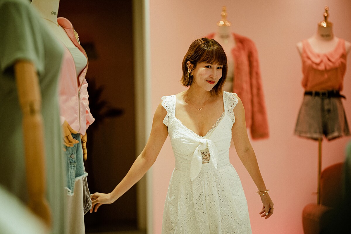 《都市懼集》潘嘉麗飾演服飾店老闆