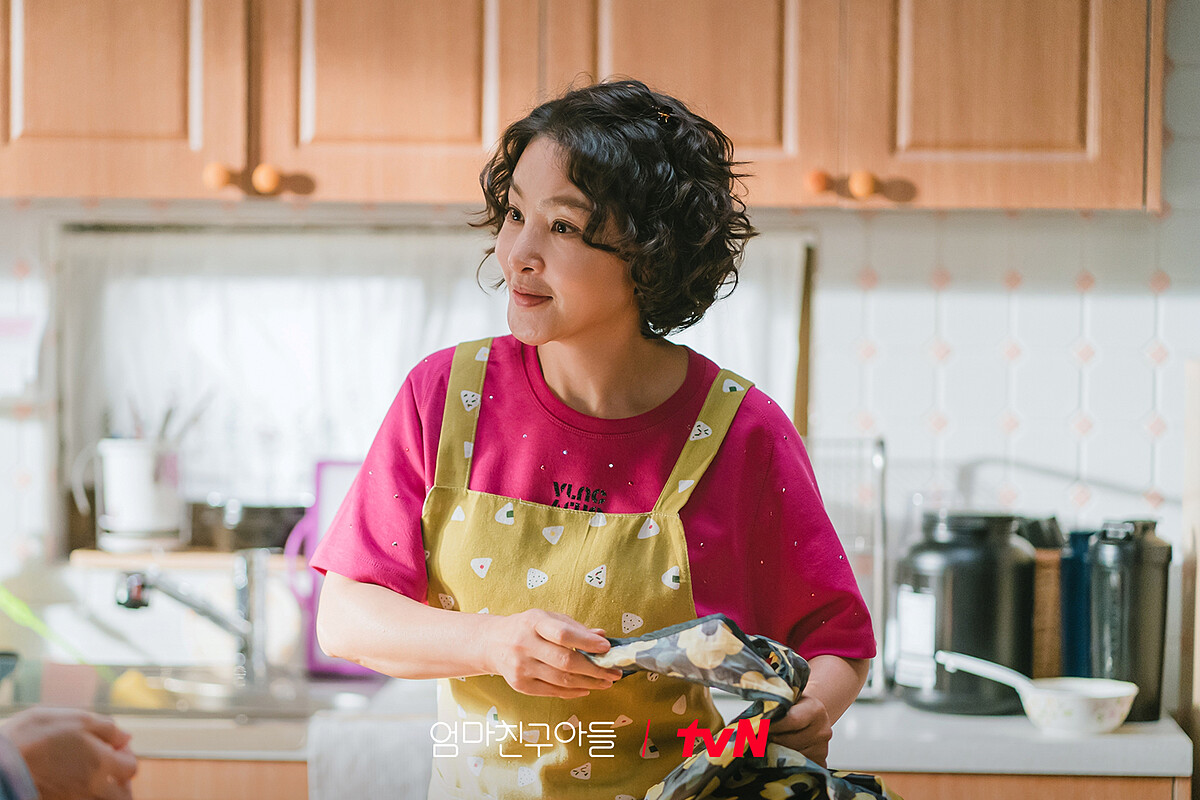 平凡主婦羅美淑不輸隔壁，一手拉拔出&rdquo;媽媽朋友的女兒&rdquo;