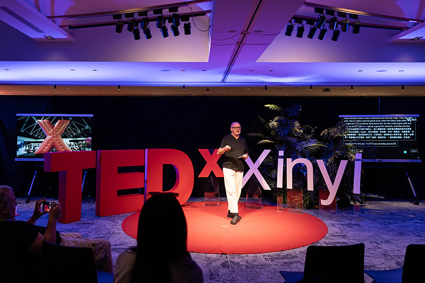 TEDxSydney創辦人 Remo Giuffr&eacute;（雪梨歌劇院社區教父），此次從雪梨蒞臨分享如何打造一個熱情的社區