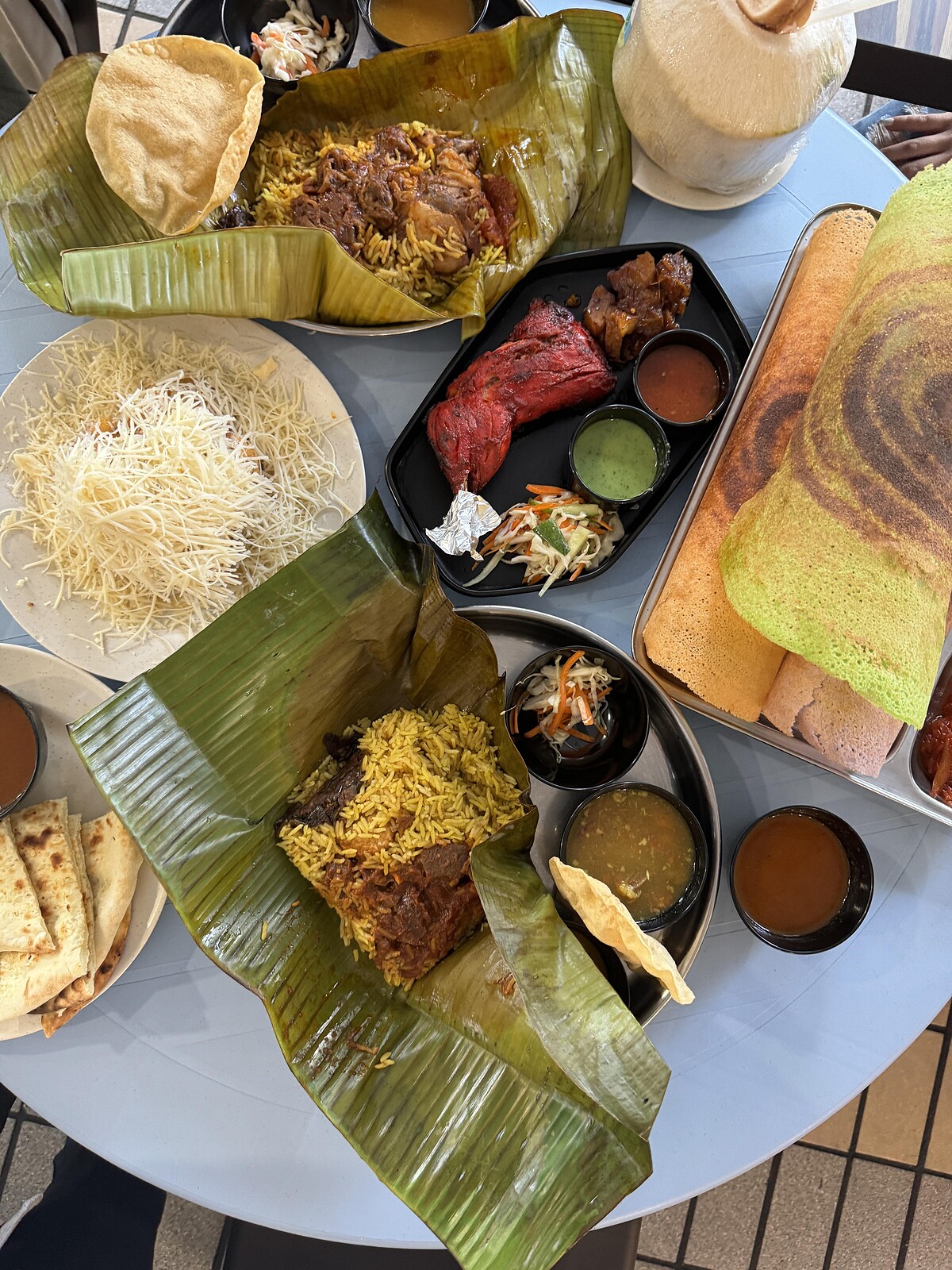 Ceylonese印度料理餐廳豐盛菜色