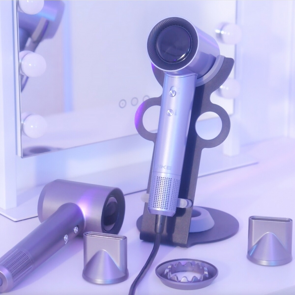 DIKE等離子護髮吹風機。