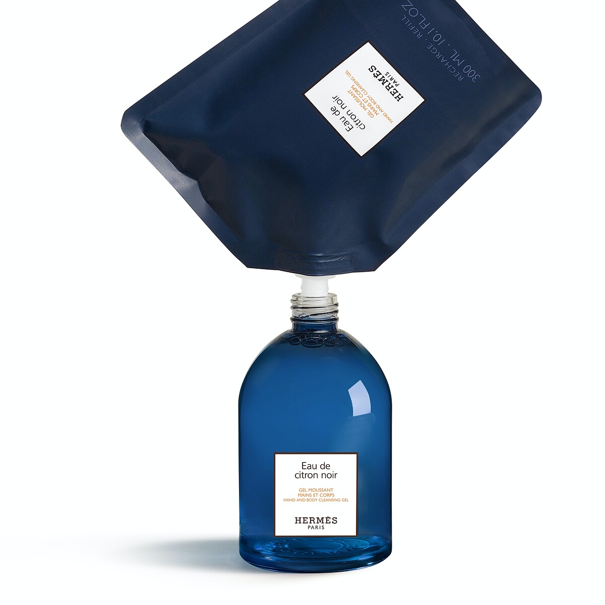 愛馬仕黑檸檬古龍水(Eau de citron noir)泡沫洗手兼身體沐浴露補充包300ml，NT1,860