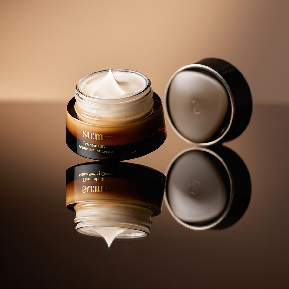 su:m37&deg;黑茶賦活彈力緊緻乳霜50ml，NT4,180