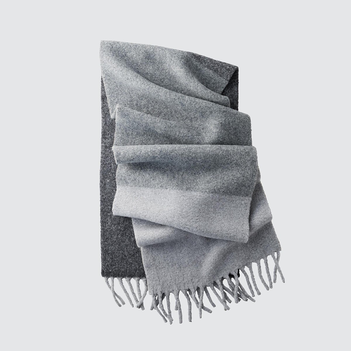 男女適用 柔軟舒膚披巾，NT$990。