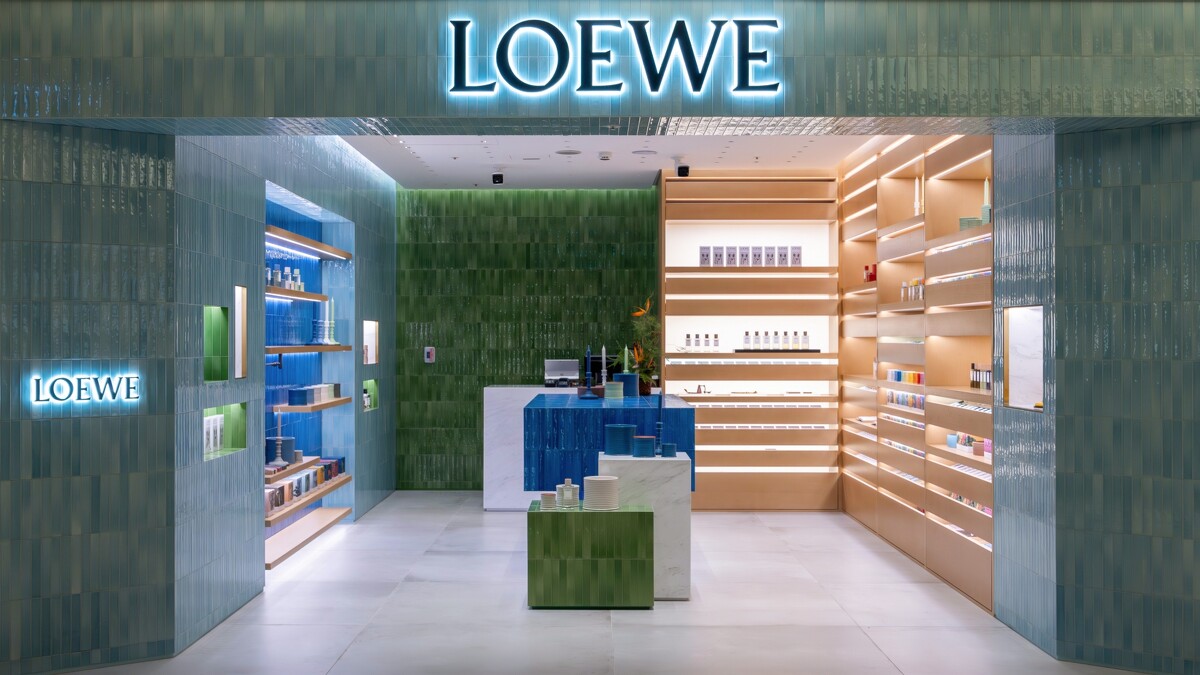 Loewe Perfumes精品店首間位於台北微風信義百貨二樓。