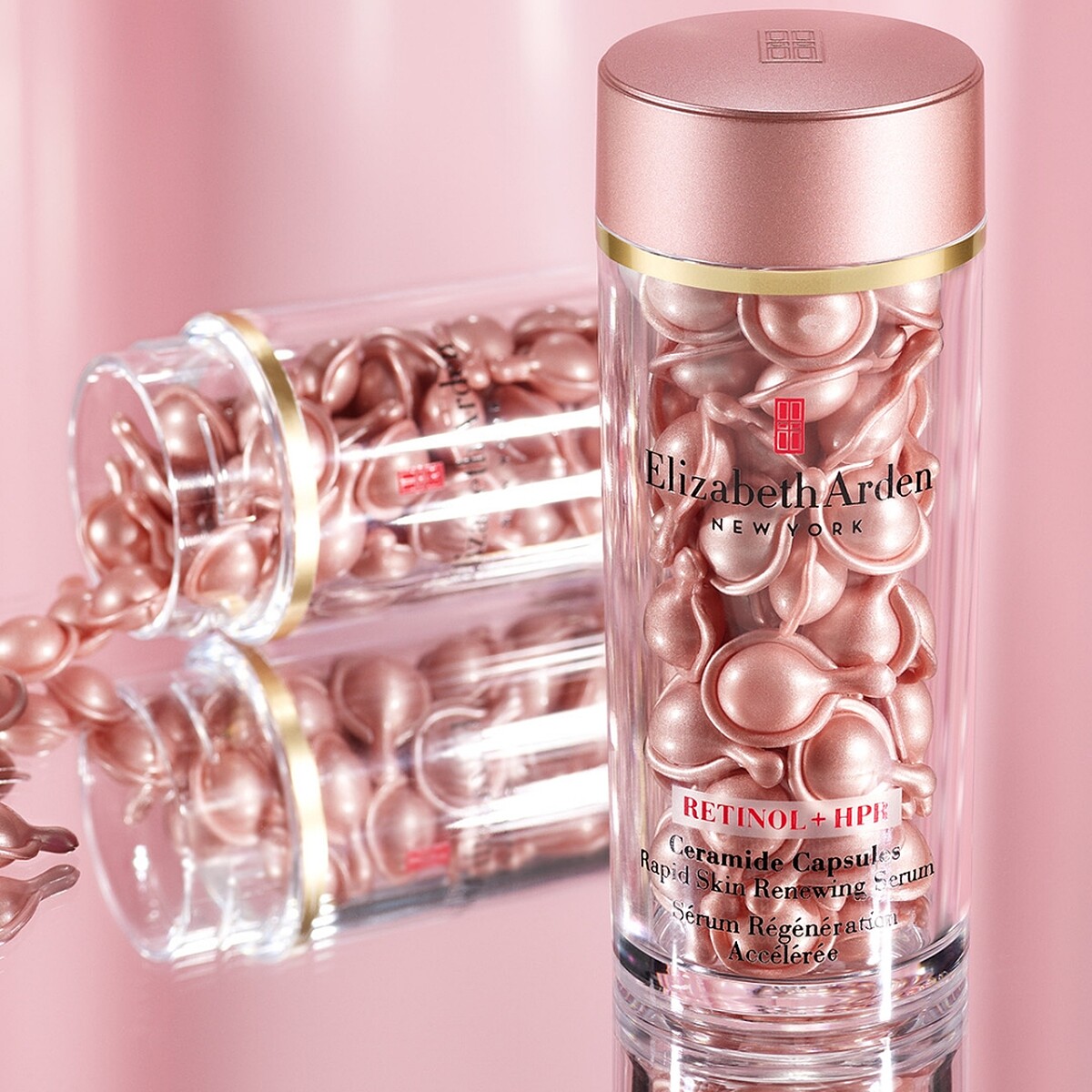 伊麗莎白雅頓HPR玫瑰金抗痕膠囊情境圖。