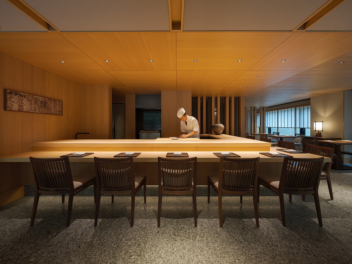 「Ryozen」餐廳，提供日式割烹料理。