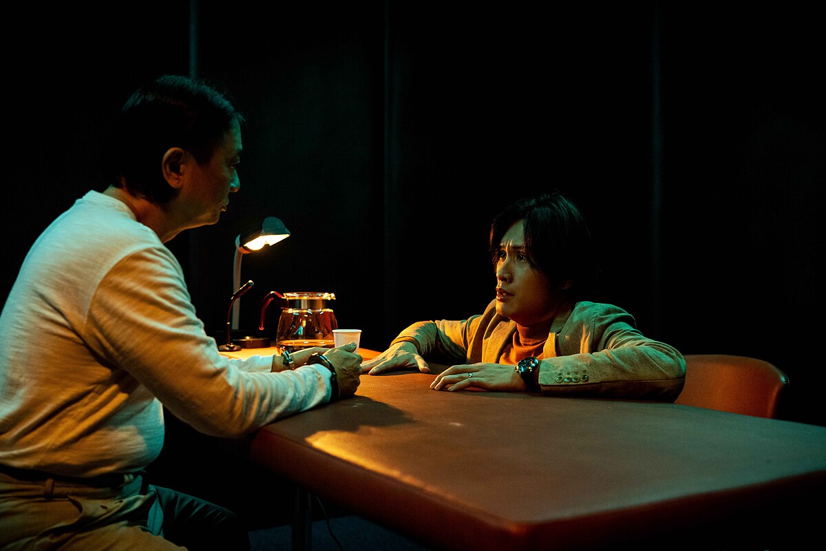 黃宣《正港分局》對戲邰智源 盡全力演訊問室打鬥戲