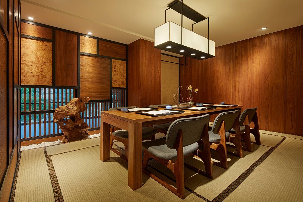 「舞 日本料理」。