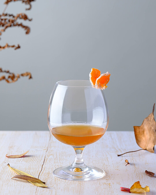 轉譯藝術家作品的特製雞尾酒。