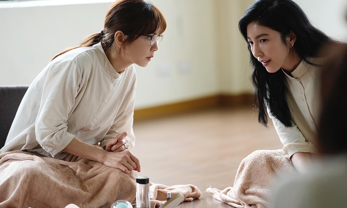 《今夜一起為愛鼓掌》楊謹華、Ella陳嘉樺為了「性福」使出渾身解數。