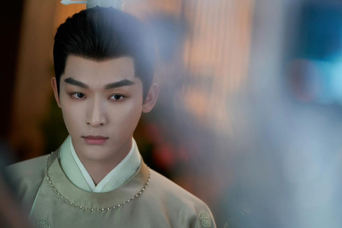 張晚意大學簽約想解約,卻被求償5千萬。