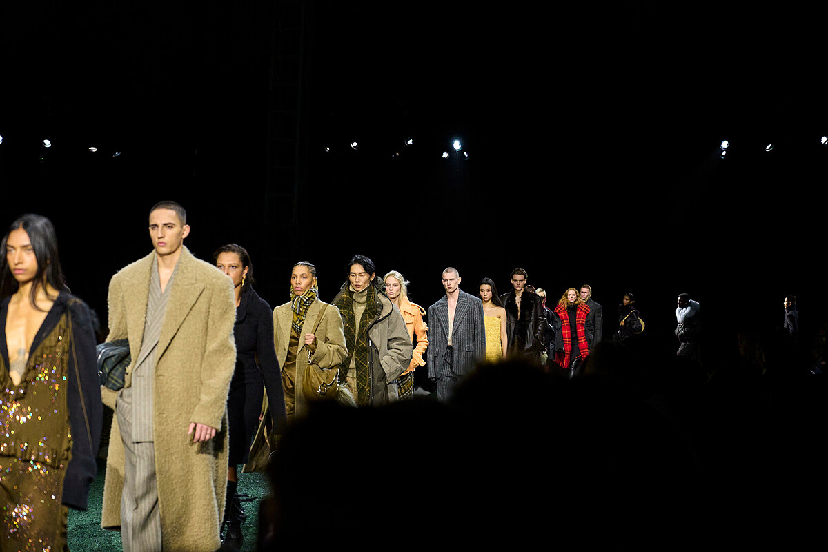 Burberry2024秋冬系列於英國時裝週舉行。