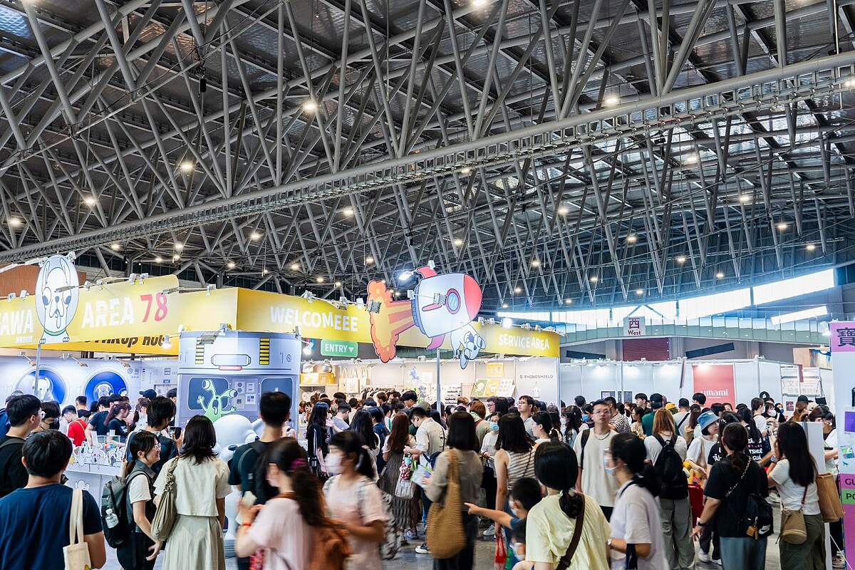 文博會開幕，湧入大量人潮。