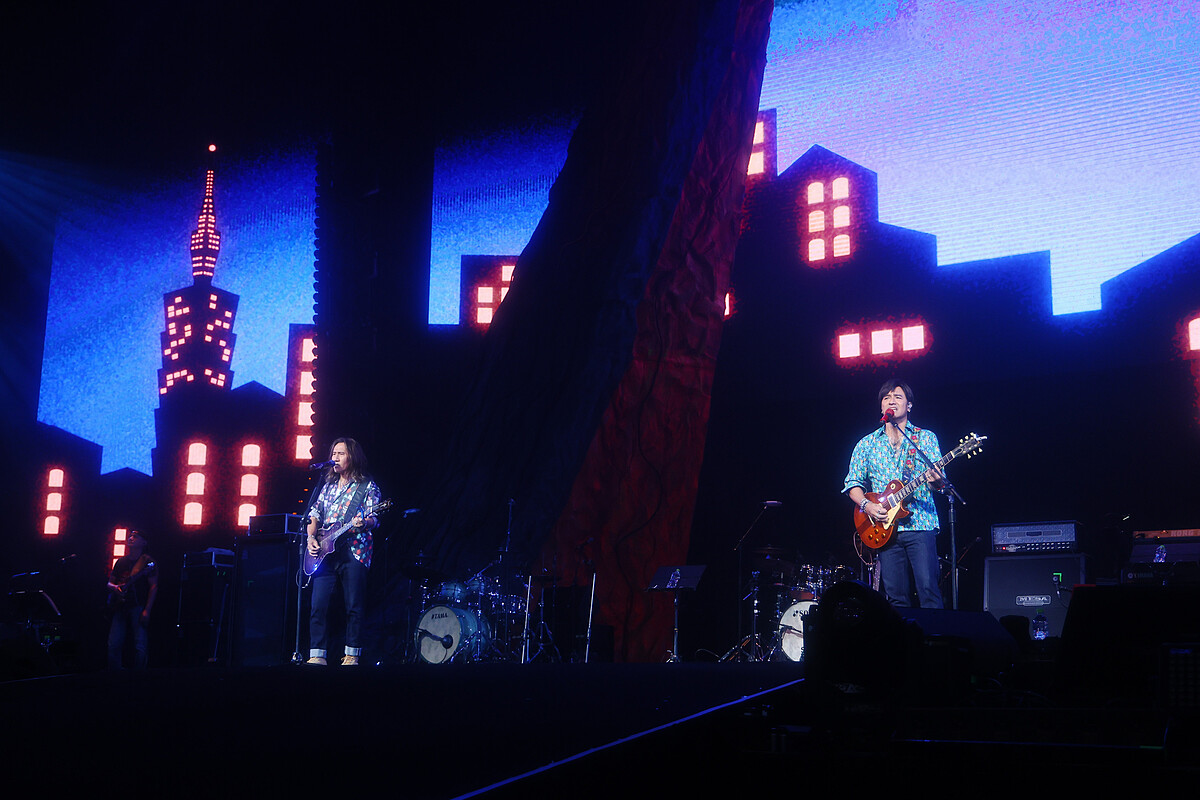 動力火車K歌金曲連發