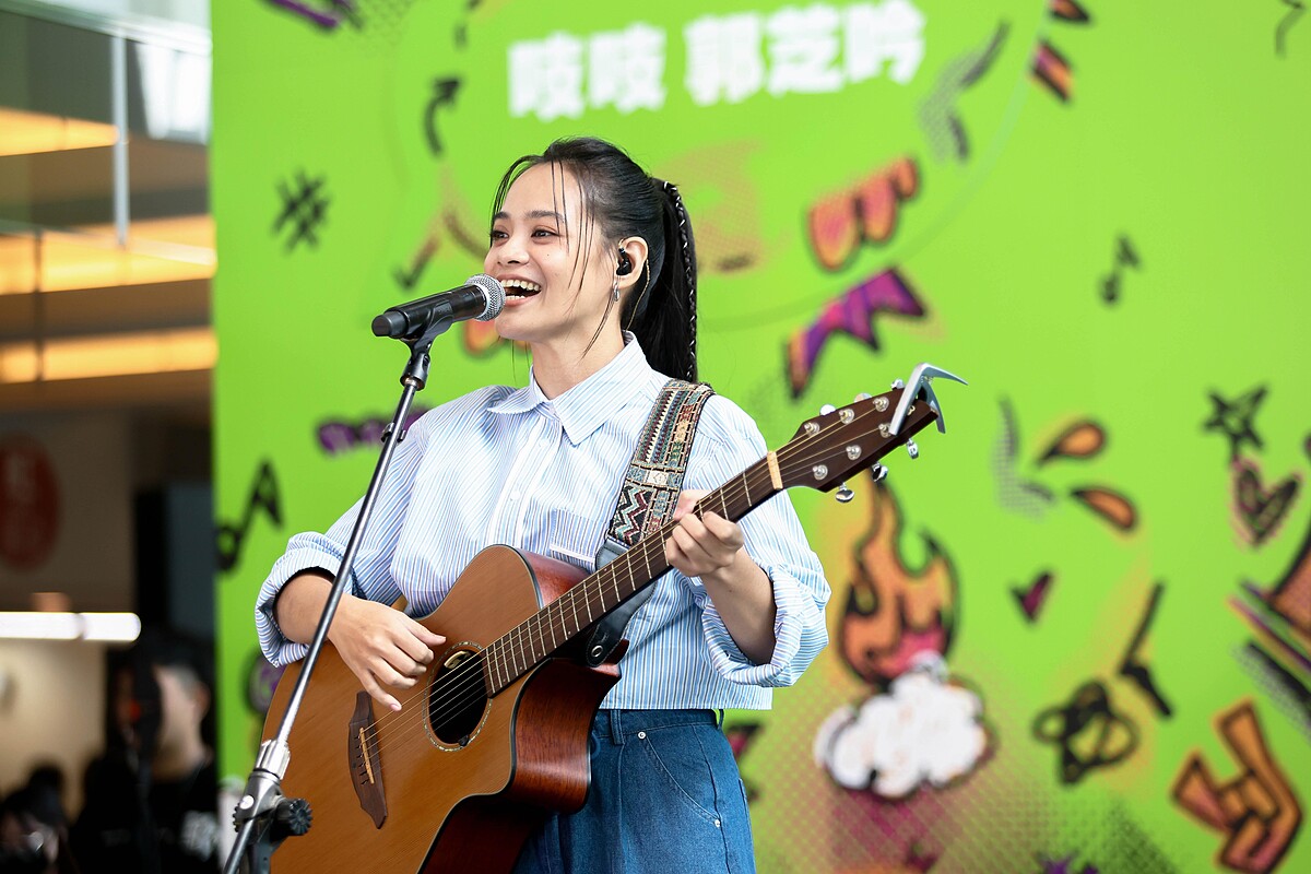 吱吱郭芝在「SUMMER STAGE」開唱