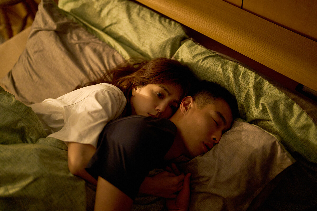 《今夜一起為愛鼓掌》楊祐寧與Ella陳嘉樺飾演性事卡關尋求治療的夫妻檔