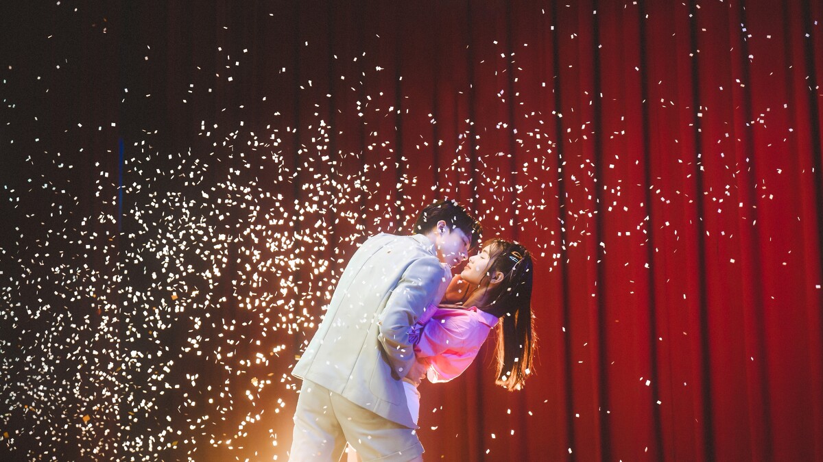 《讓我看見你是誰》黃信赫、雷嘉汭親密互動