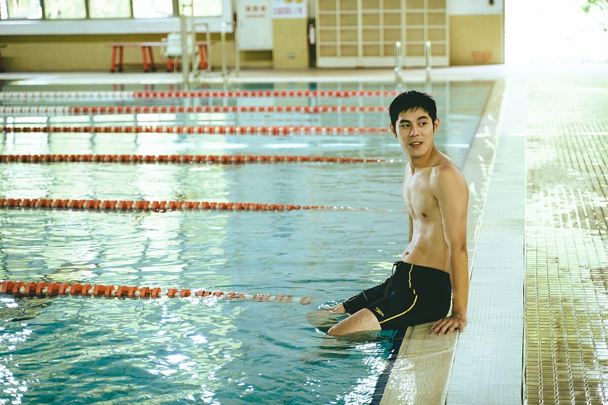 《讓我看見你是誰》詹懷雲拍泳池戲秀身材