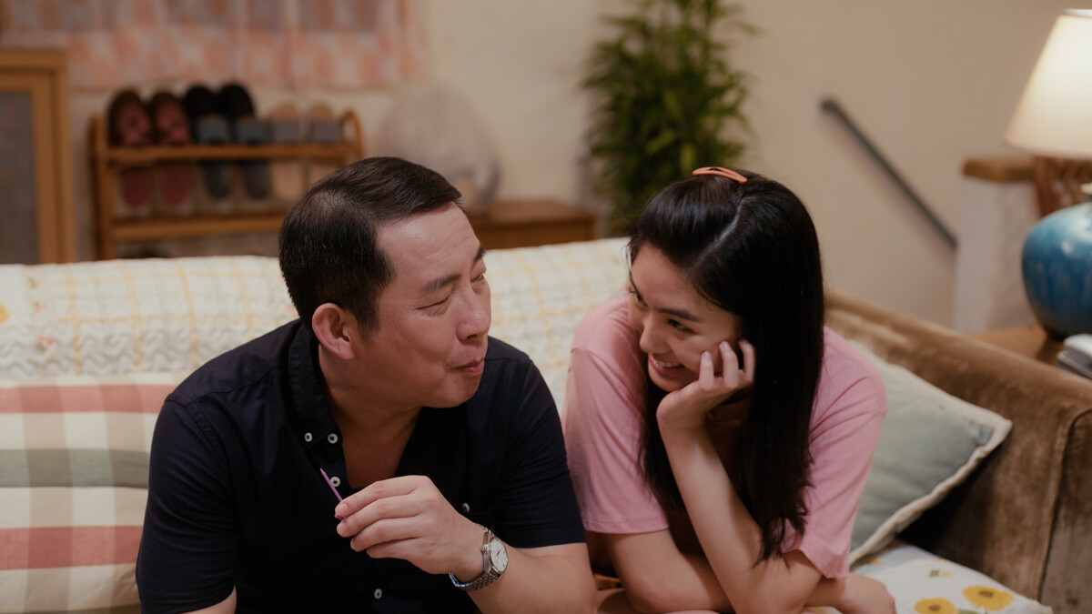 《讓我看見你是誰》屈中恆、雷嘉汭共組父女檔