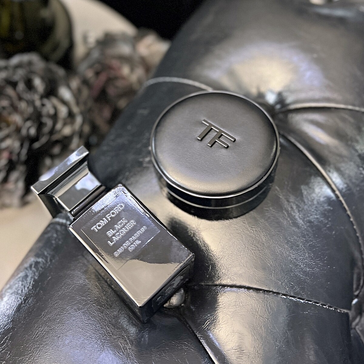 Tom Ford寂境黑漆限定版寂境黑漆限定版氣墊粉盒+粉蕊,NT3,900(粉盒不單售)