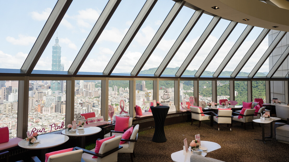 台北遠東香格里拉38樓馬可波羅酒廊。