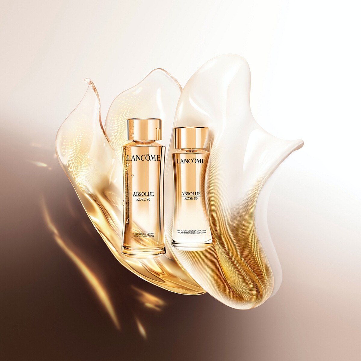 LANCOME蘭蔻絕對完美永生玫瑰修護精露與精華乳情境圖。