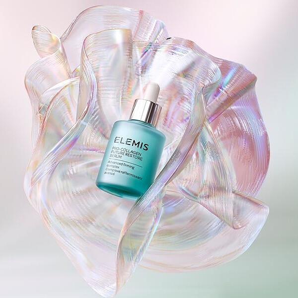 ELEMIS海洋膠原全能逆時精華情境照。