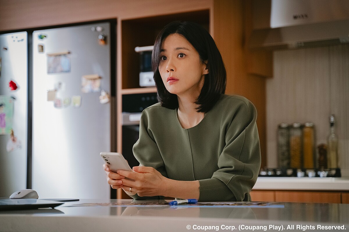 《HIDE》「戲劇女王」李寶英發威，收視一口氣飆升